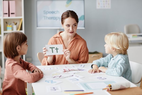 Une image de l‘activité Baby english : découverte de l’anglais pour les 4-6 ans organisée par Apprends et Rêve, activités pour enfants et ados à Paris