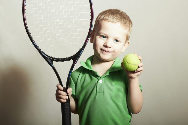 Une image de l‘activité Découverte du tennis : première raquette, coup droit et revers… organisée par Apprends et Rêve, activités pour enfants et ados à Paris