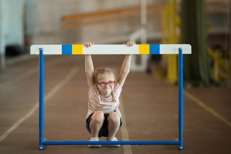 Activité 'À la découverte de l’athlétisme et de la gymnastique (en automne)' par Apprends et Rêve, activités pour enfants et ados à Paris