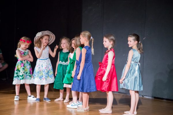 Une image de l‘activité Comédie musicale en anglais organisée par Apprends et Rêve, activités pour enfants et ados à Paris
