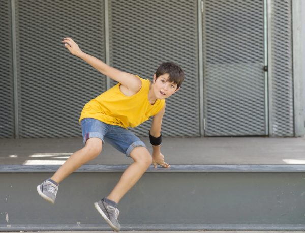Une image de l‘activité Le Chase tag, un jeu TRÈS sportif organisée par Apprends et Rêve, activités pour enfants et ados à Paris