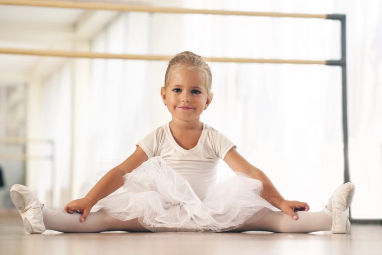 Activité 'La danse classique se découvre (en été)' par Apprends et Rêve, activités pour enfants et ados à Paris