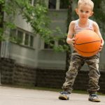 Une image de l‘activité Basket, foot, tennis, handball, ultimate, vortex: de vrais champions (en été) organisée par Apprends et Rêve, activités pour enfants et ados à Paris