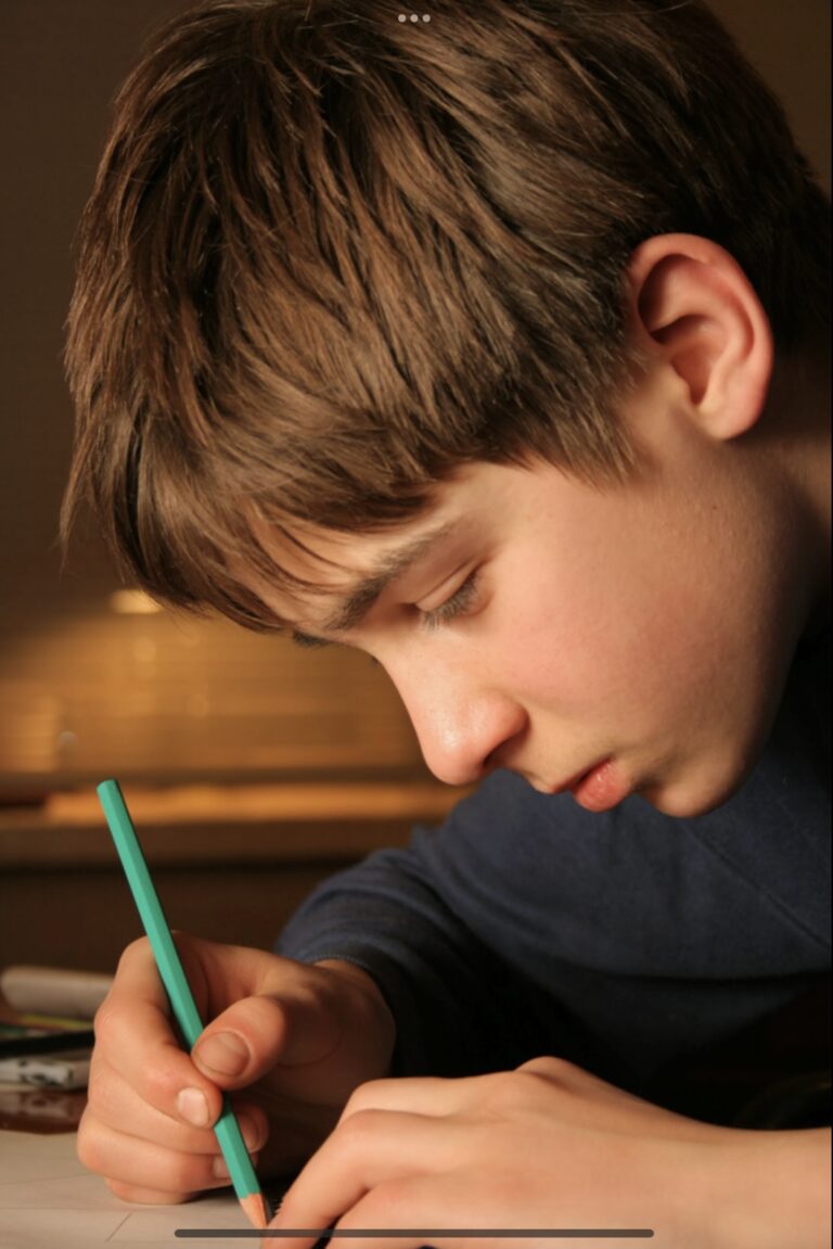 Activité 'Dessin académique: améliorer sa technique' par Apprends et Rêve, activités pour enfants et ados à Paris