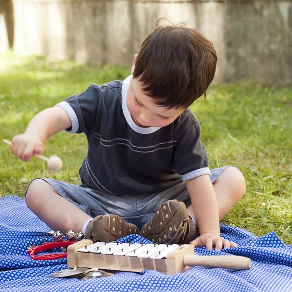 Une image de l‘activité Premières notes dans le monde magique de la musique organisée par Apprends et Rêve, activités pour enfants et ados à Paris