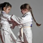 Une image de l‘activité Baby judo, pour découvrir coordination et maîtrise organisée par Apprends et Rêve, activités pour enfants et ados à Paris