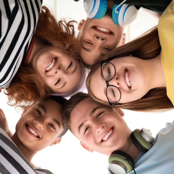 Une image de l‘activité 7-9 ans – Matinée multi-activités: dessin ou multisports + échecs ou athlétisme organisée par Apprends et Rêve, activités pour enfants et ados à Paris