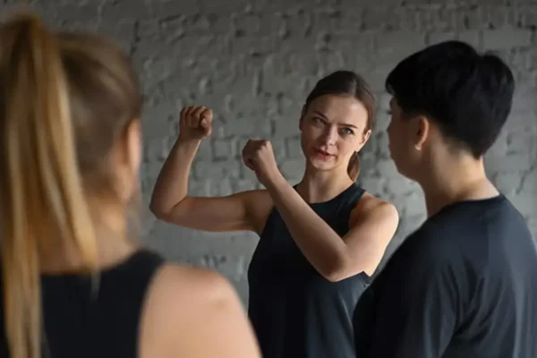 Une image de l‘activité 🥋 Self-défense pour les ados organisée par Apprends et Rêve, activités pour enfants et ados à Paris