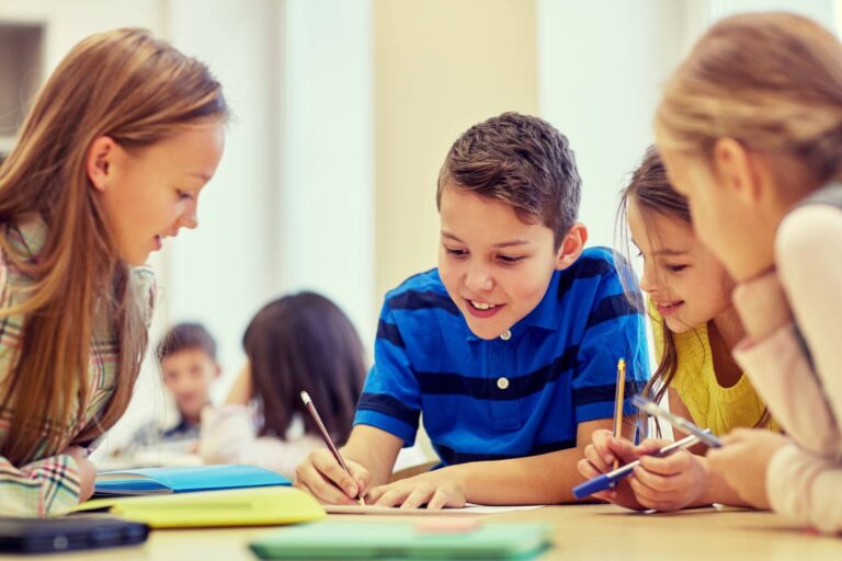Activité 'Let’s learn english! Pour les 7-11 ans' par Apprends et Rêve, activités pour enfants et ados à Paris