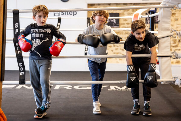 Une image de l‘activité Fitness Combat ! organisée par Apprends et Rêve, activités pour enfants et ados à Paris