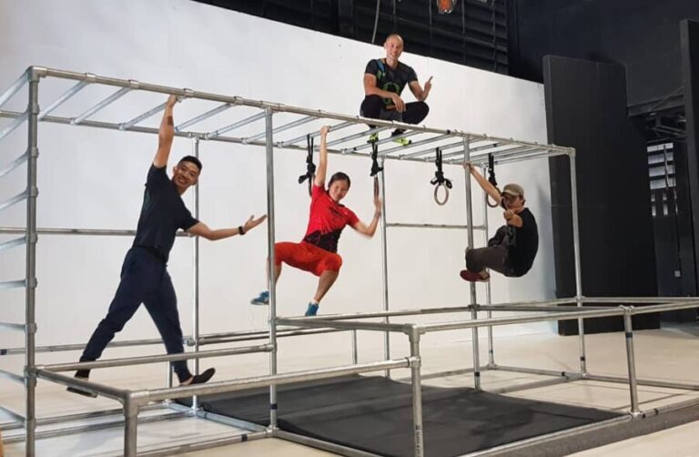 Activité 'Parkour challenge: transformer chaque obstacle en défi' par Apprends et Rêve, activités pour enfants et ados à Paris